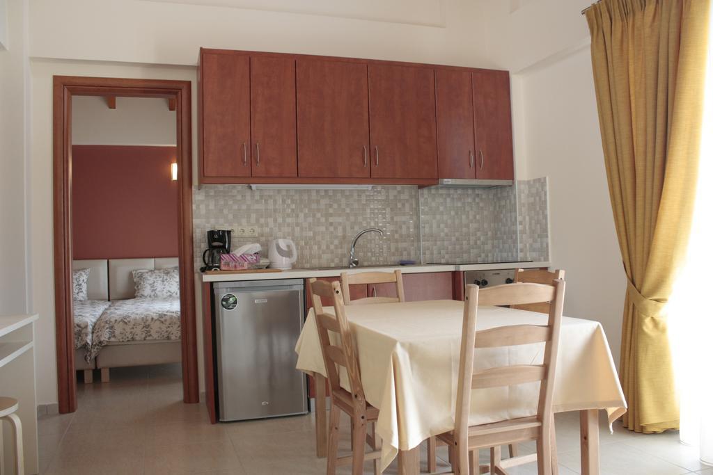Evinos Garden Apartment Trikorfon Luaran gambar